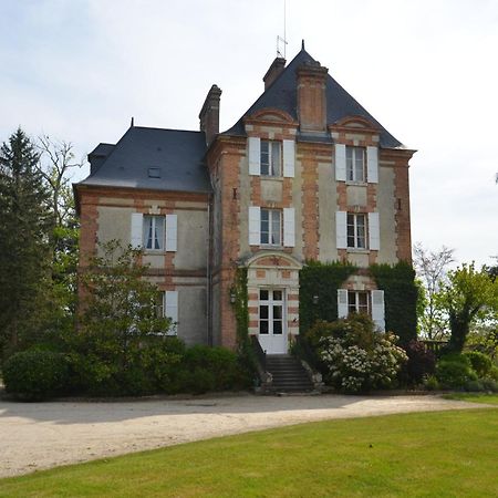 Hôtes de Montboulan Salbris Extérieur photo