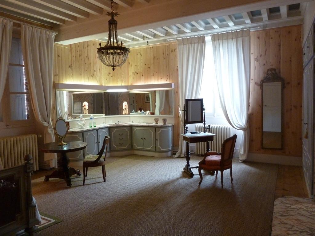 Hôtes de Montboulan Salbris Extérieur photo